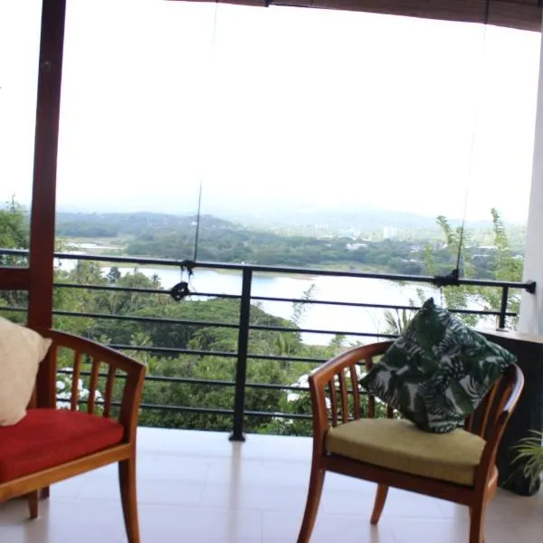 Hillcrest Holiday Home -Kandy, hotel in Haragama