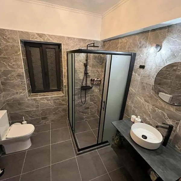 GuestHouse Vrontos, close to Monemvasia, hotel in Katavóthra