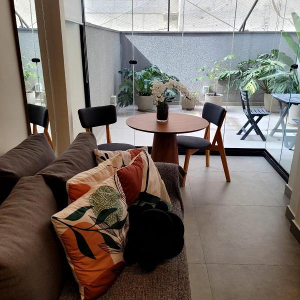 Pet-friendly garden studio 600 meters from the subway