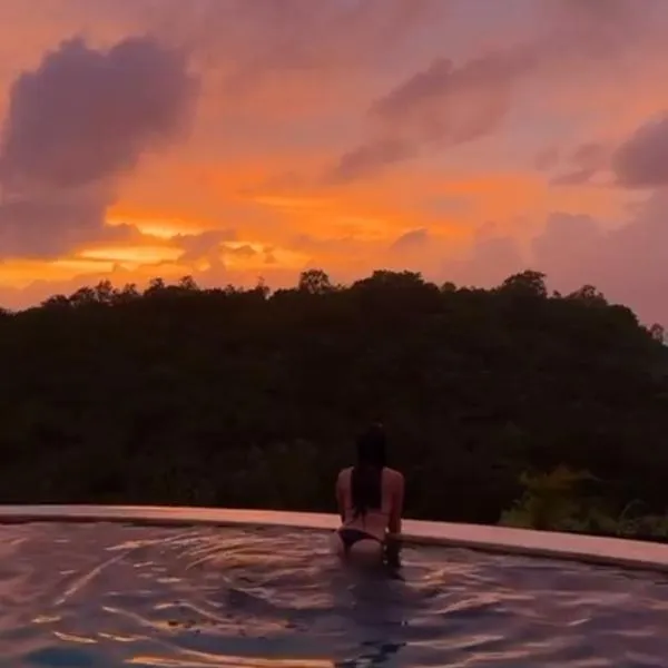 Kelingking Parama Resort, hotel en batumadeg