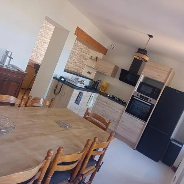 La petite Maison, hôtel à Vézézoux