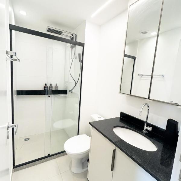 Moema Luxo - Gym, Piscina, Prox Metro, Shop Ibirapuera, 5 Min Aeroporto Congonhas - Cama Queen, Varanda, Ar Condicionado, Lazer completo - Foto 5