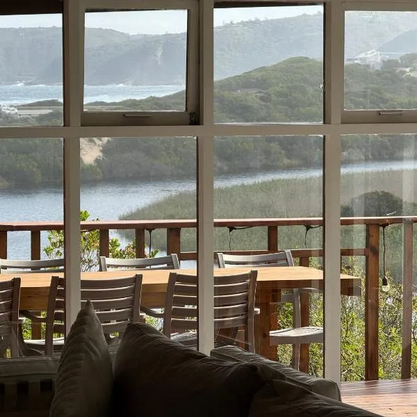 Wilderness deckhouse. views!/sun/sea/river/kayaks，位于维德尼斯的酒店