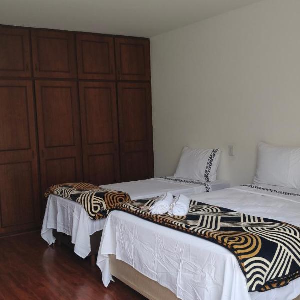 Hospedagem Jardim Social,Quartos Econômicos e Suítes, Estacionamento Grátis - Foto 2
