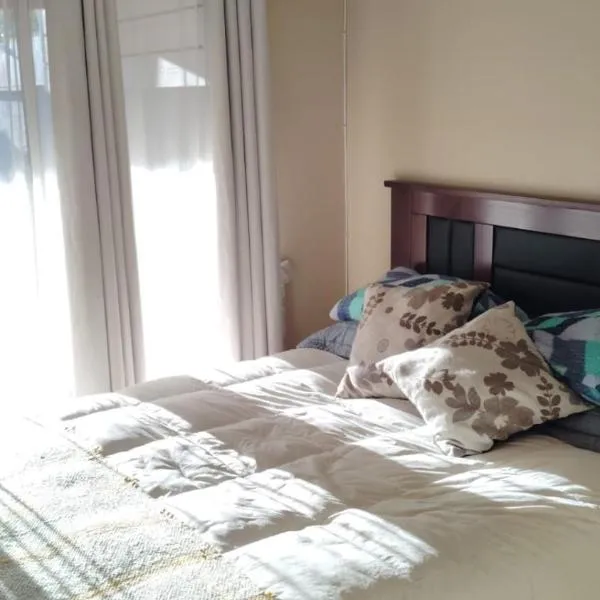 Alojamiento Solar Las Rastras, hotel in Talca