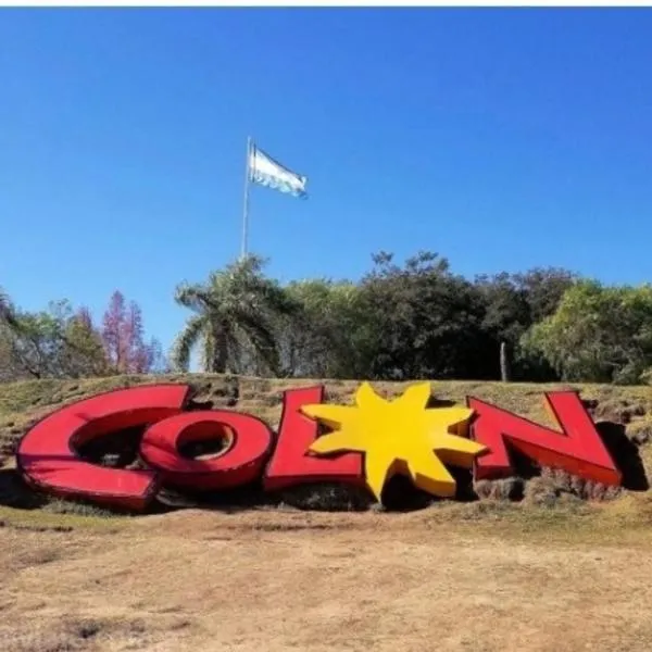 Villa Corsina, hotel in Colón