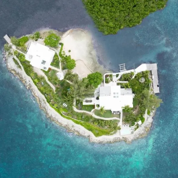 Middle Cay Estate estate, hotel a Harbour-szigeten