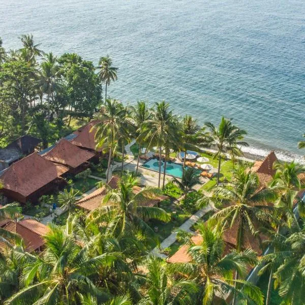 Dani Beach Villa - Beachfront Villas in Penuktukan, hotel in Gretek