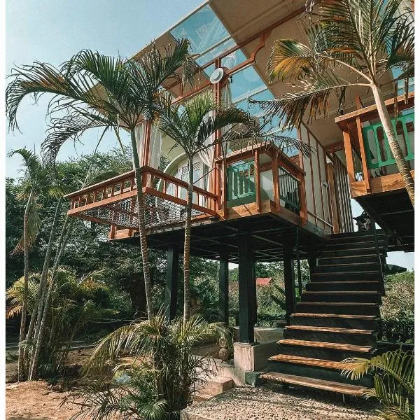 Nam garden lodge, khách sạn ở Tân Phú