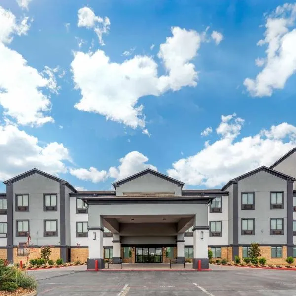 Comfort Inn & Suites, hotel in Schulenburg