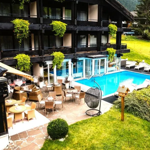 Hotel Pfeifer، فندق في غاسشرن