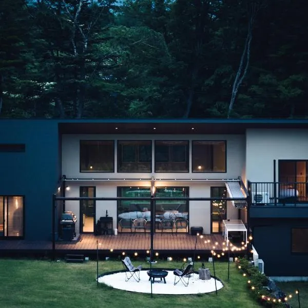 ASH Villa Fujikawaguchiko, hotel in Fujikawaguchiko