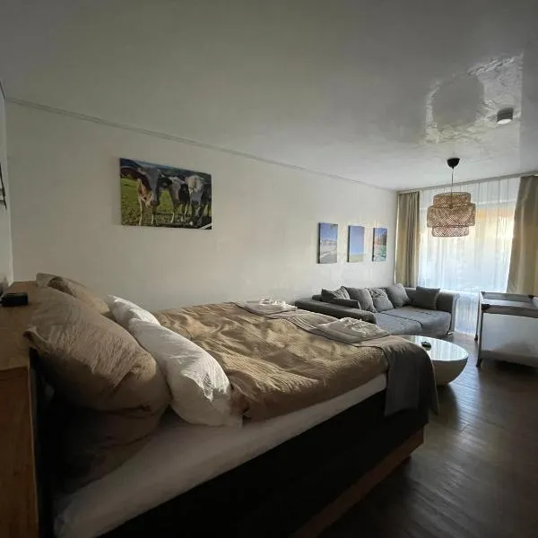 Modern eingerichtete Ferienwohnung Traumtagerl ruhig, zentral, ideal für Familien & Paare, ξενοδοχείο σε Bad Tölz