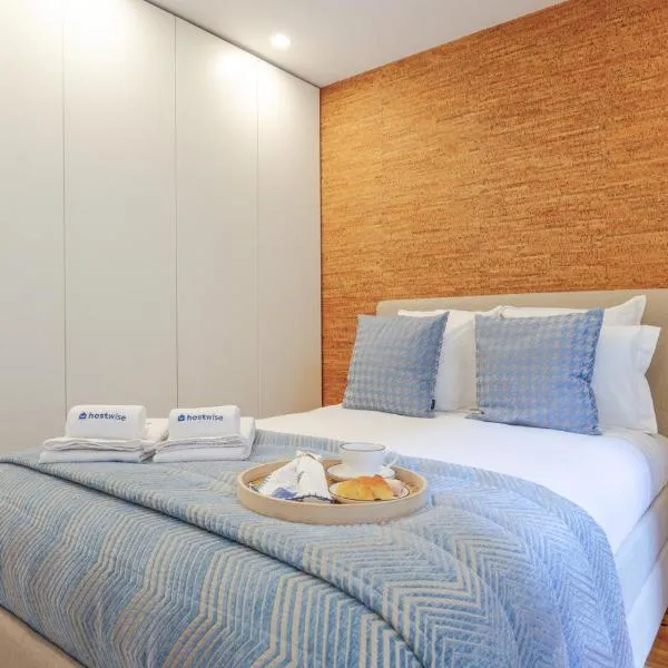 Lovely & Centre Flat with Terrace by HostWise、ポルトのホテル