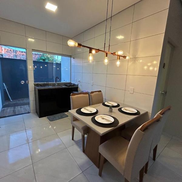 Rosa Serena - Conforto, silêncio e garagem - Casa com 2 quartos, próximo a rodoviária e aeroporto - Foto 3
