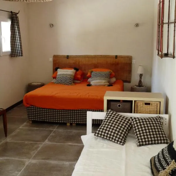 Bergerie d'Alivon en Camargue, Hotel in Albaron