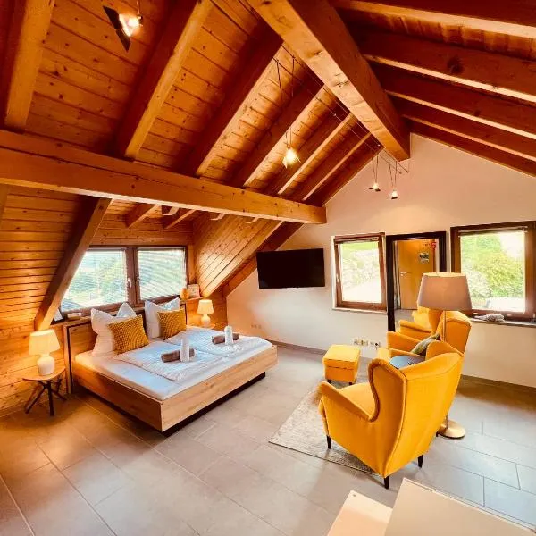 Studio mit King-Size-Bett & Privatparkplatz, Hotel in Titisee-Neustadt