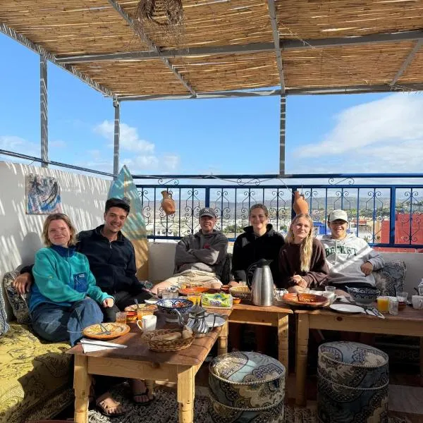 Idriss Tamraght Surfhostel, hotel in Taghazout