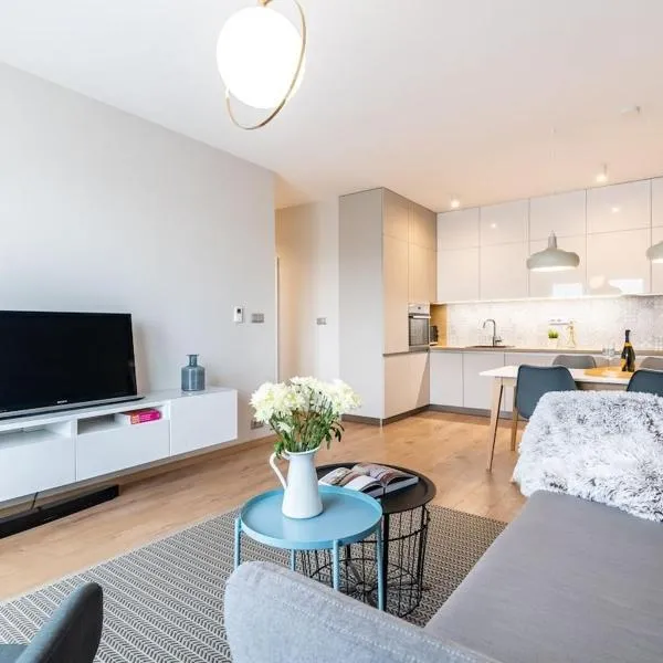 Apartmán AZIZI, private parking garage free, 5 min peso do centra、コシツェのホテル