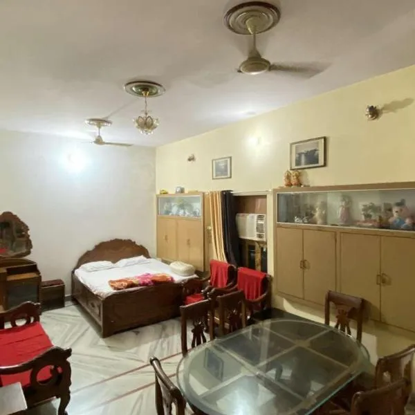 Kusum Palace, hotel in Varanasi