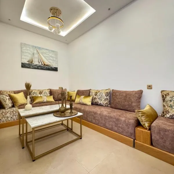 Coastal Charm Stay - sunny, calm spacious, hotel in Sidi Ifni