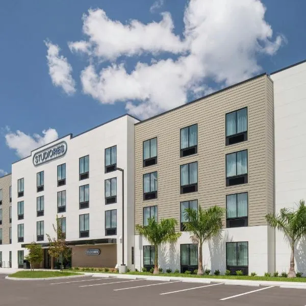 StudioRes Fort Myers Airport、フォートマイヤーズのホテル