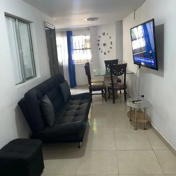 Acogedora Casa Cerca Del Graffiti De La Comuna 13, hotel v destinaci Medellín