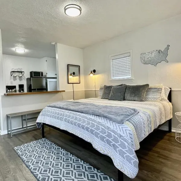 Cozy Studio Cottage - Downtown Twin Falls, hotel in Twin Falls