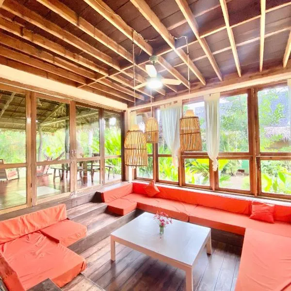 Emerald House Village, hotel in General Luna