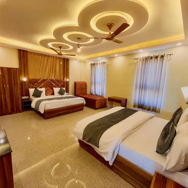 Hotel Grand Safari, hotel in Kotdwāra