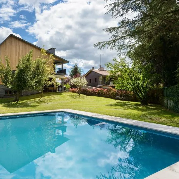 Viesnīca Villa Cinco Vistas Jaca pilsētā Haka
