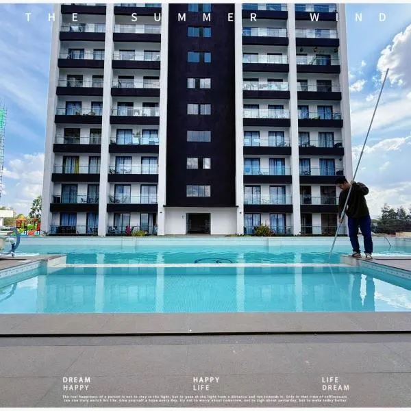 Modern studio near the Airport with Gym and Pool, khách sạn ở Nairobi