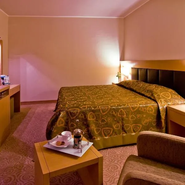 Adrina Termal Health & SPA Hotel, hotel em Akçay