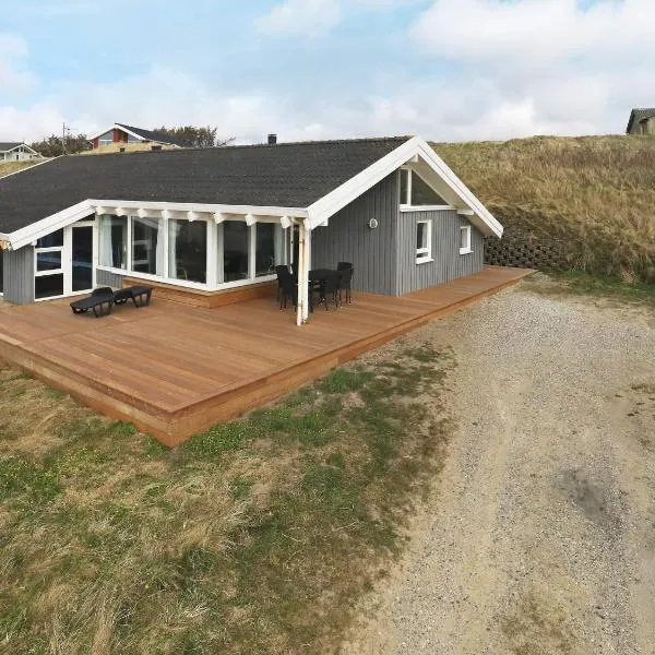 Luxury Beach House with Pool - By Traum Ferienwohnungen, hotel in Grønhøj