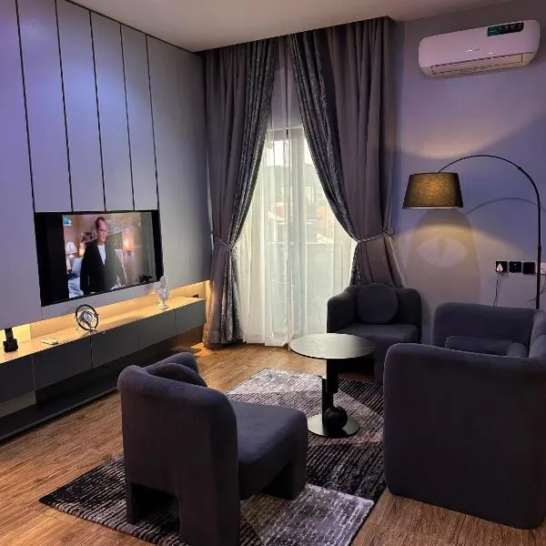 RKD Suites, hotel in Asaba