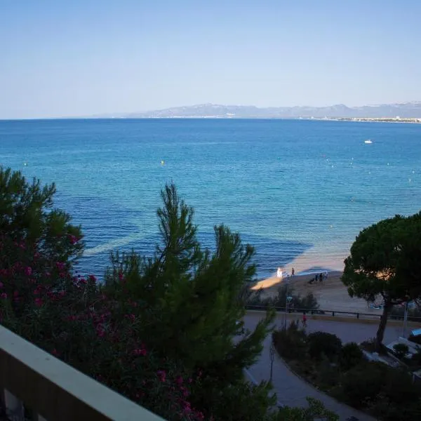 살로우에 위치한 호텔 Spectacular views of the Salou beachfront