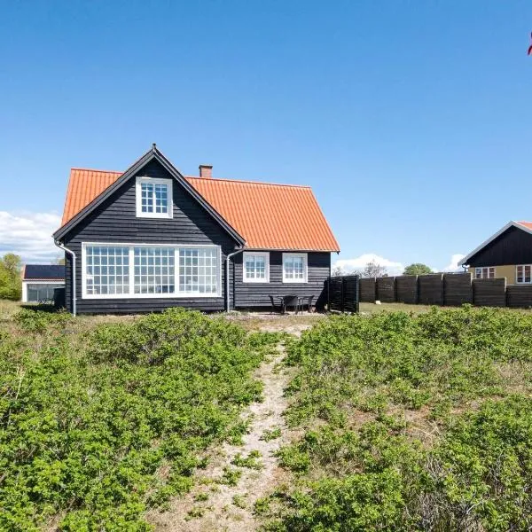 5 person holiday home in Juelsminde, hotel a Juelsminde