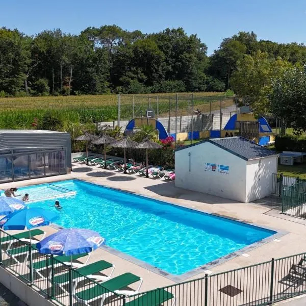 Camping Le Ruisseau, hotel in Saint-André-de-Seignanx