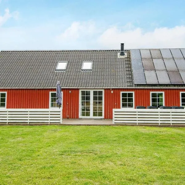 Luxury Retreat with Pool - By Traum Ferienwohnungen, hotel in Toftum