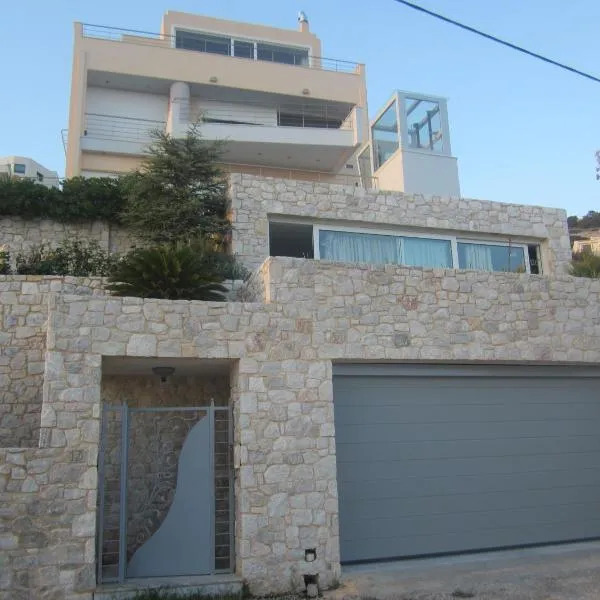 아나비소스에 위치한 호텔 Viva B&B