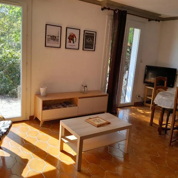 Le gîte de l'Ecureuil - 4 personnes, hotel in Donges