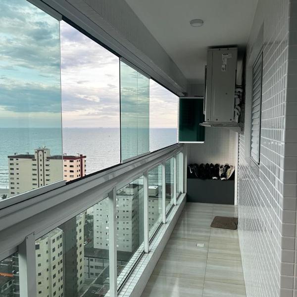 Vista linda, novo e equipado