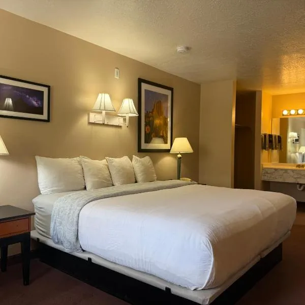 Cathedral Valley Inn, hotel in Caineville