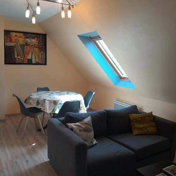 Appartement 4 couchages Ecureuil 2, hotel in Donges