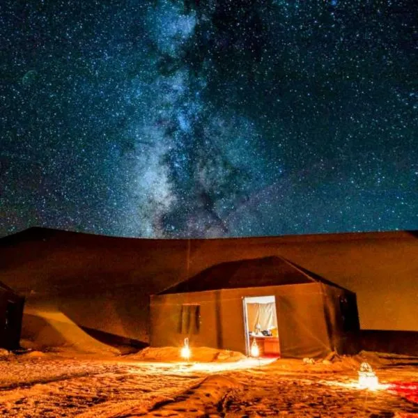 Merzouga Desert Tents, hotel en Merzouga