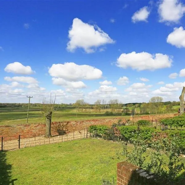 Meadow House, hotel i Blythburgh