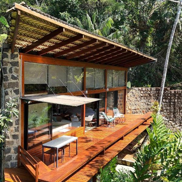 Mirante do Leo - Casa com Piscina Aquecida e Loft Exclusivo com Vista para o Mar