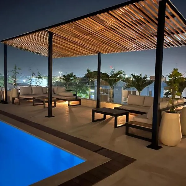 Hermoso Aparta Suite en Crespo a 5 minutos caminando del aeropuerto primera línea Mar, hotel v destinaci Cartagena