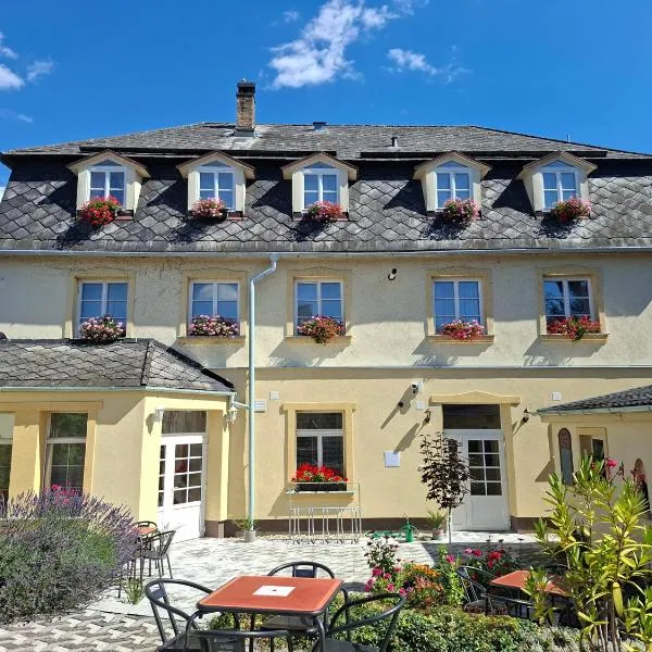 Hotel Alster, hotel in Jevíčko