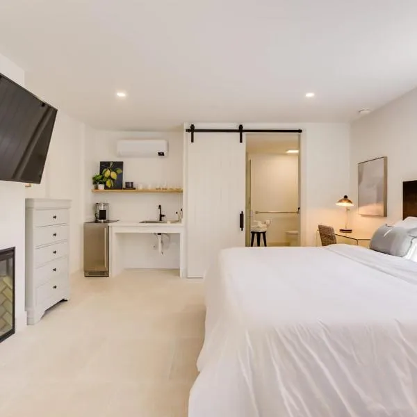 Casa Valerio - Boutique Suites in Downtown Santa Barbara, hotel in Santa Barbara
